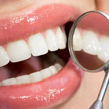 Jakých 3 chyb se lidé nejčastěji dopouští v péči o zuby?